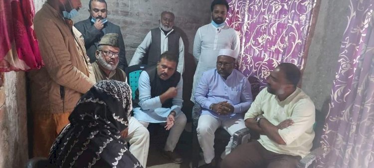 SDPI assures legal assistance to Gulnaz Khatoon's family