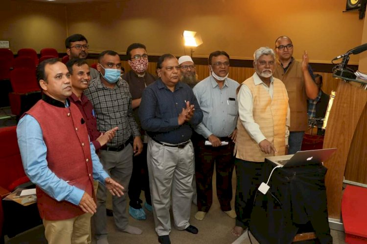 MANUU's digital calendar highlights Urdu poetry's role in Indian freedom struggle
