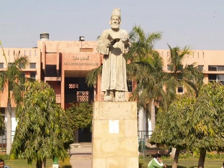 Jamia scientists make significant discoveries connected to breast cancer.