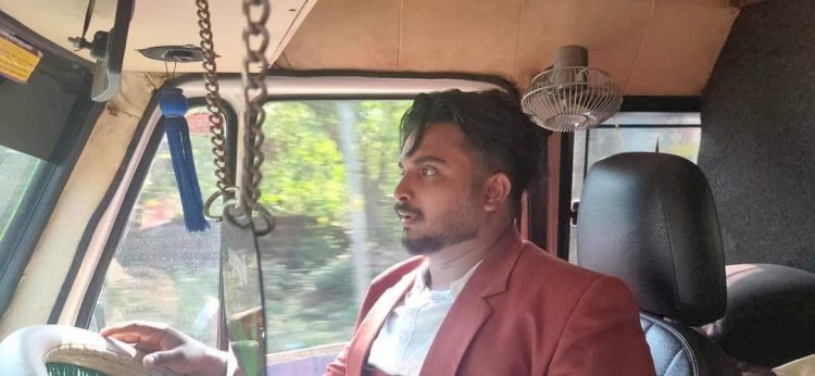 Duty calls, groom steered ambulance amidst the wedding
