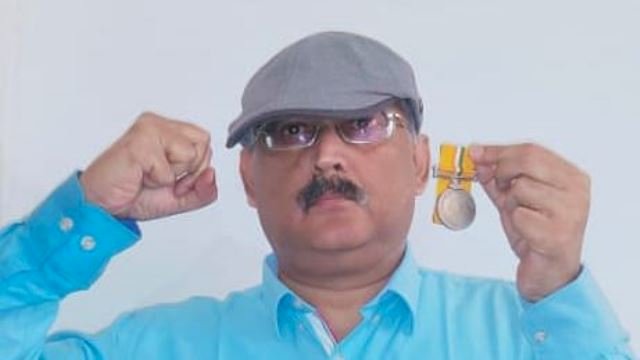 Former IPS officer Amitabh Das returns medal in protest against proposed demolition of Khuda Baksh library